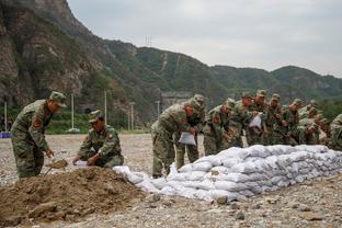 克里斯滕森本场数据：2射1正，1粒进球，3次成功对抗，评分7.2